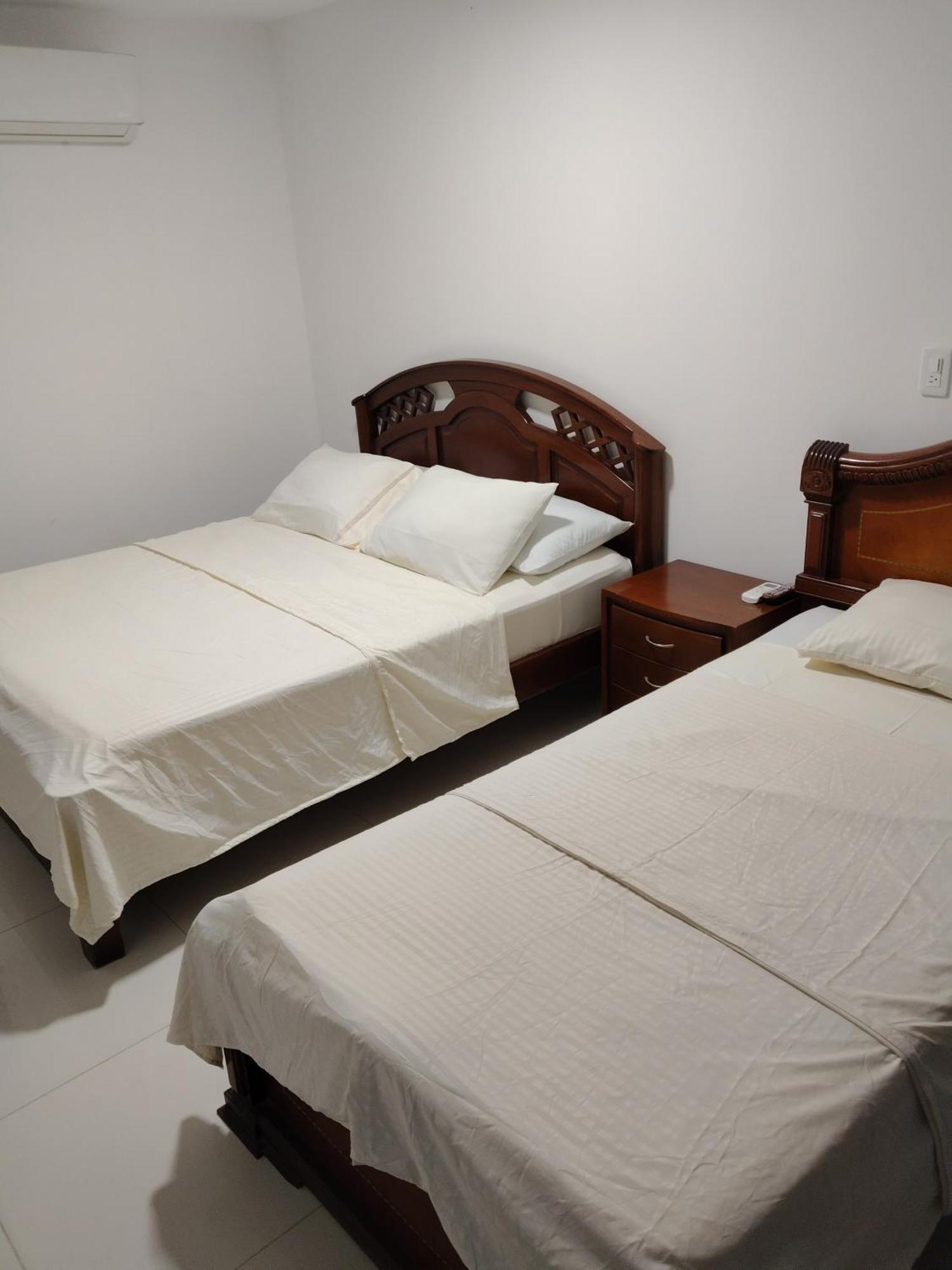 Hotel Premium House Floridablanca Extérieur photo
