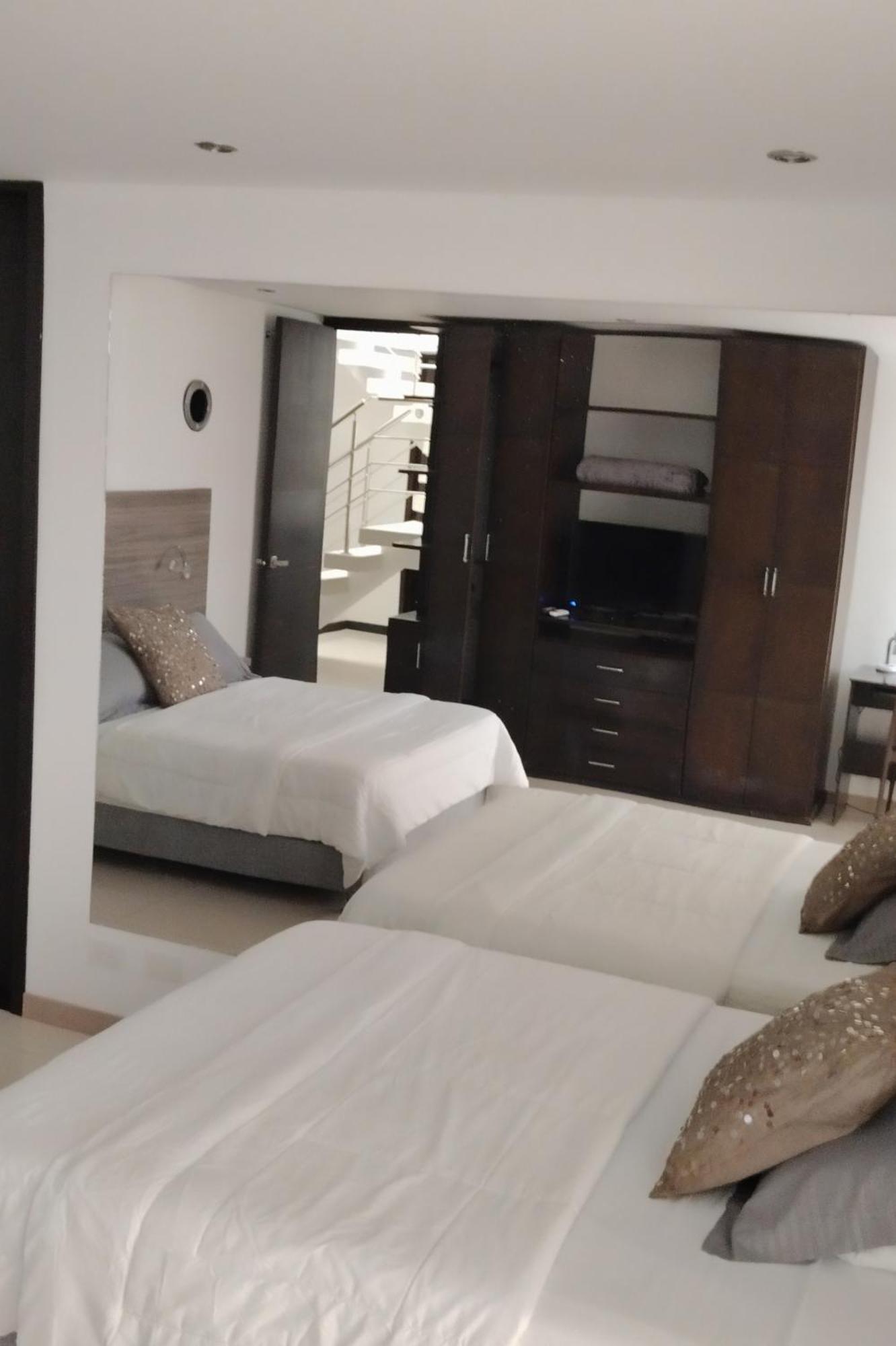 Hotel Premium House Floridablanca Extérieur photo